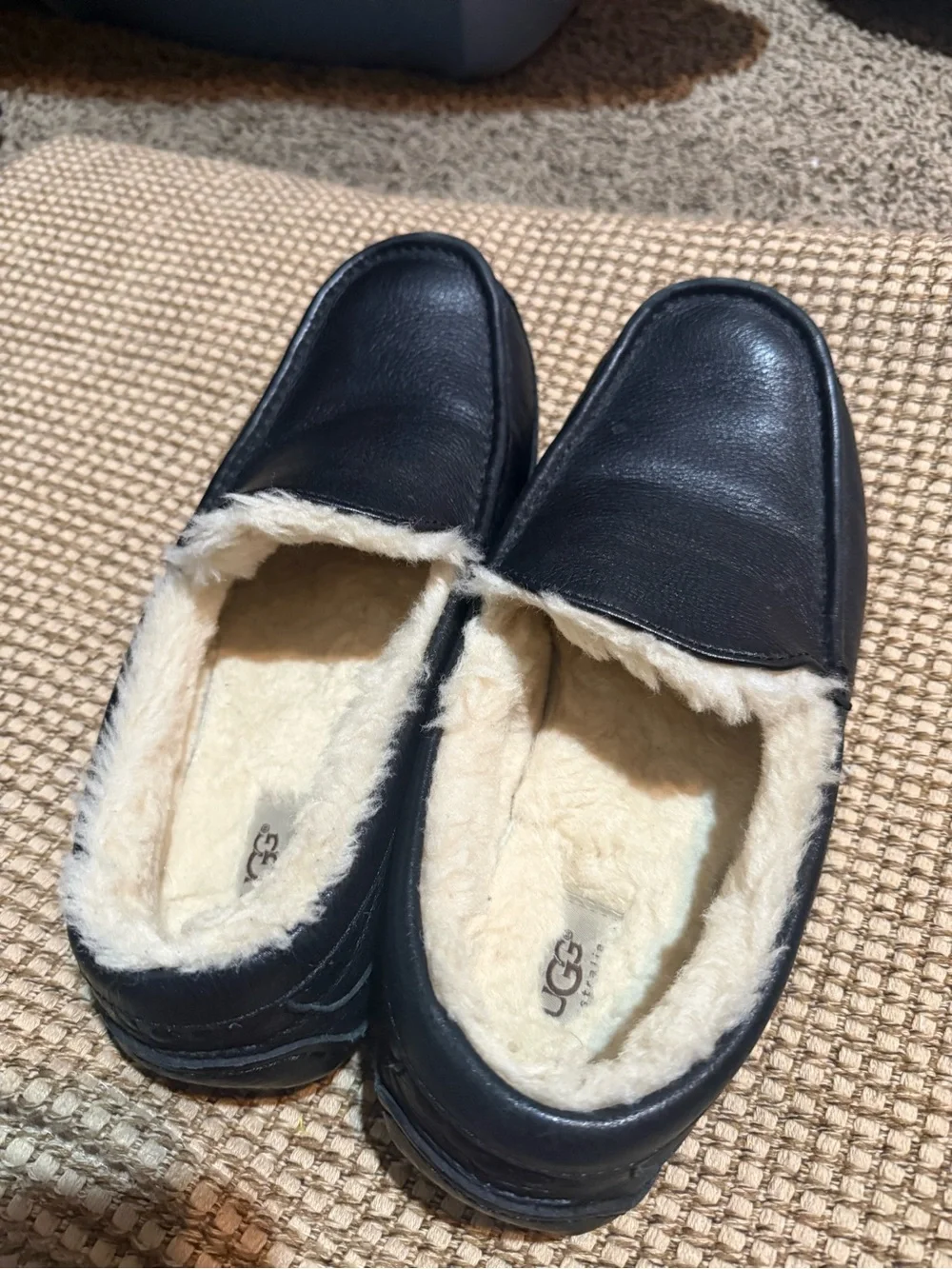 UGG classic men’s